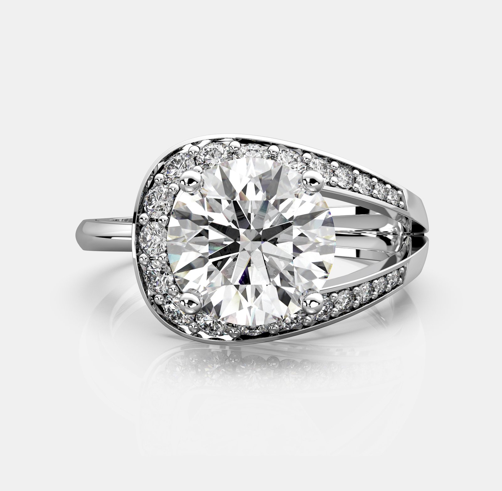 Teara Halo Diamond Ring