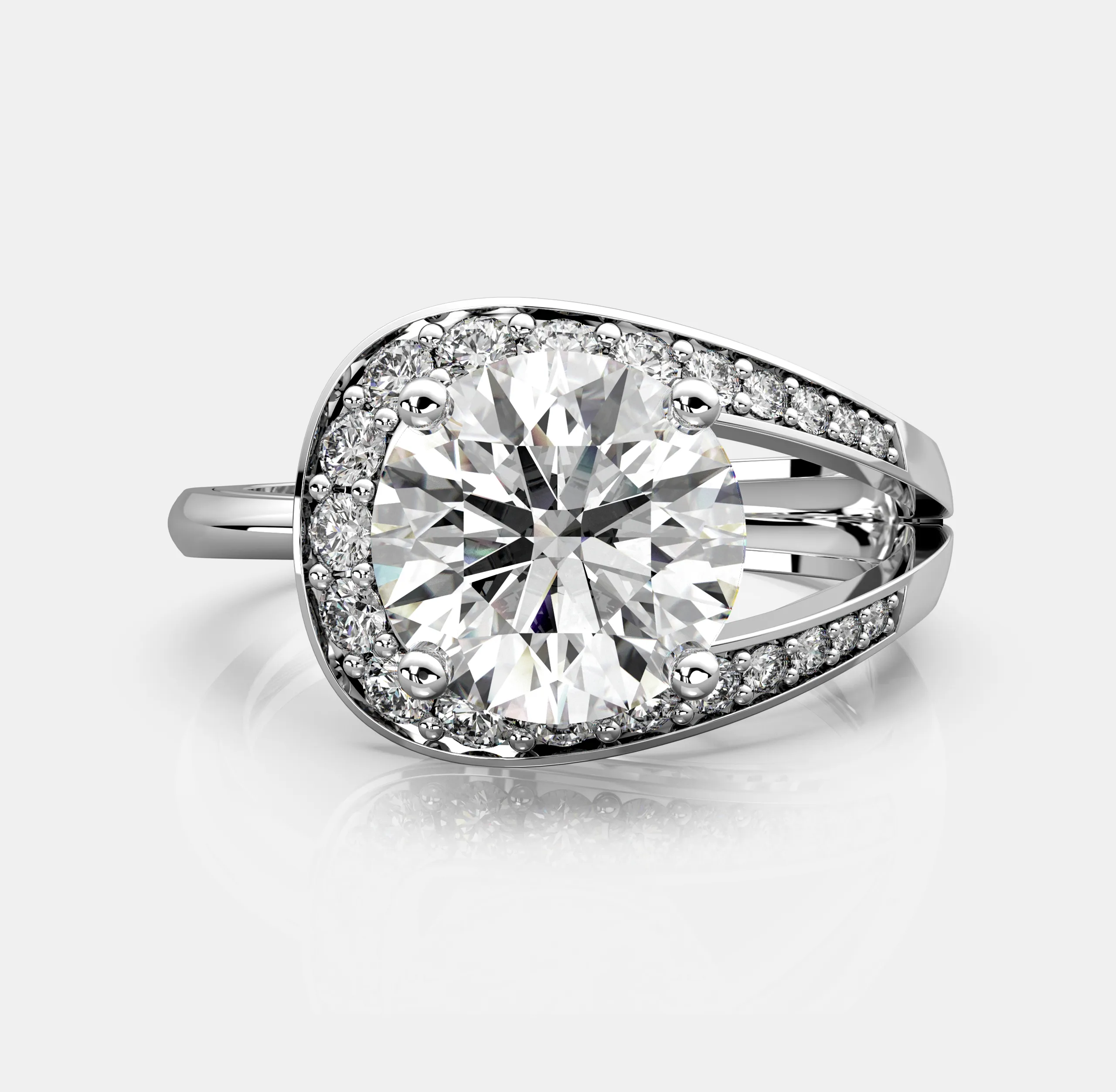 Teara Halo Diamond Ring